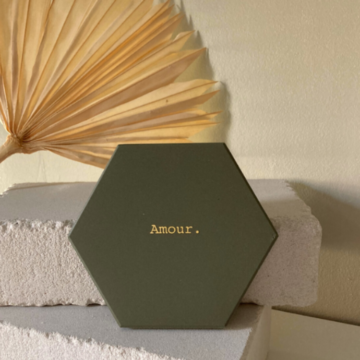 Simply gold. | Amour
